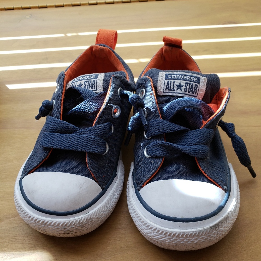Kids converse shoes